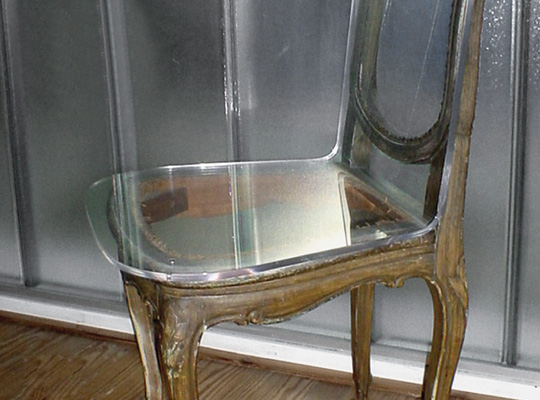 Silla con Asiento de Acrílico
